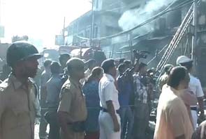 Devastating fire at Surya Sen  market in Kolkata killed19