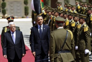 Obama meets Palestinian President Mahmoud Abbas in West Bank