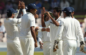 Bhuvneshwar Kumar brings back hope for India after being bowled out at 499
